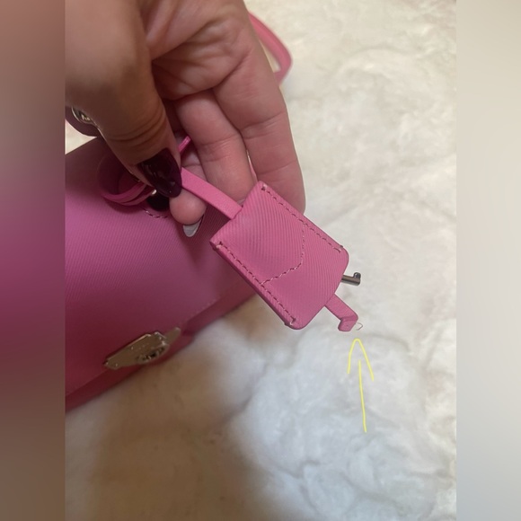 Burberry bubblegum pink Leather Bag - Picture 9 of 10